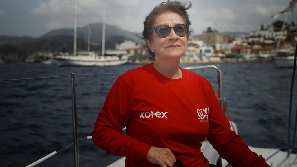Biz yarıştık, her deniz mili kızlarımıza burs oldu... Biz yarıştık, her deniz mili kızlarımıza burs oldu...