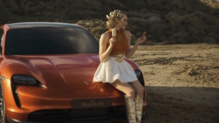 Bu yaz hazzın yolları Porsche Taycan'a çıkıyor!