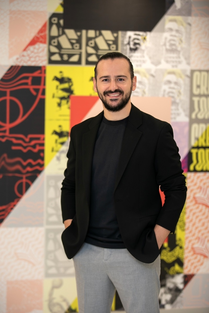 Boğazda yüzen devasa futbol topu gerçek miydi? Boğazda yüzen devasa futbol topu gerçek miydi?