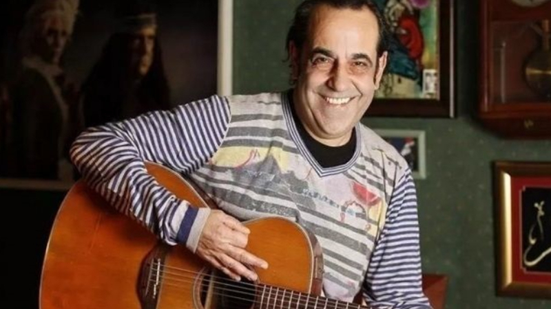 Ayrıyeten... Seni unutmayacağız <strong>Özkan Uğur</strong>... Ayrıyeten seni hiç unutmayacağız Özkan Uğur