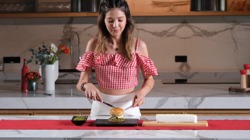 <strong>“Var Bi’ Usulümüz”</strong> Var bi' usulümüz