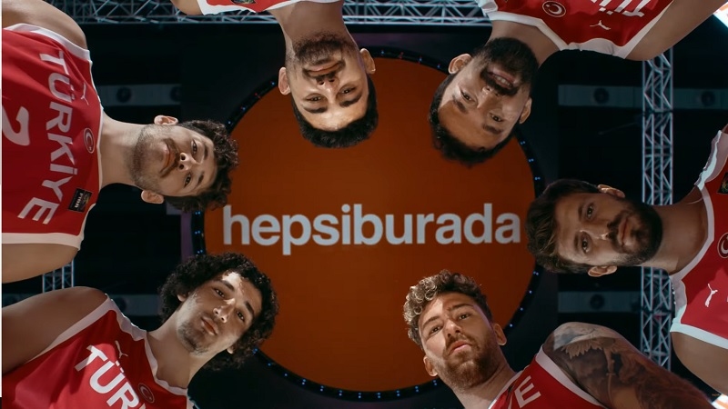 "Zafer yolunda yan yanayız!" "Zafer yolunda yan yanayız!"