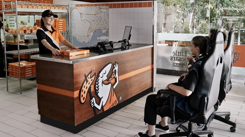 Aklına ne gelirse gelsin... Aklına ne gelirse gelsin...