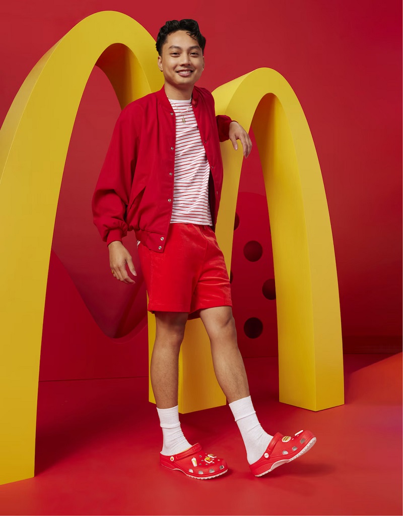 Crocs'dan McDonaldland çıkarması... Crocs'dan McDonaldland çıkarması...
