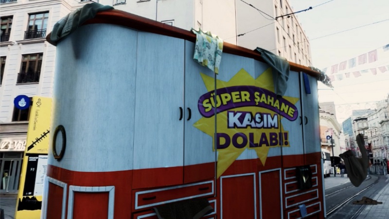 Şahane Kasım dolabı İstiklal'den Geçiyor! Şahane Kasım dolabı İstiklal'den Geçiyor!