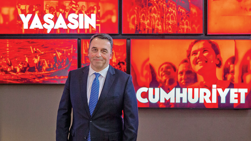 Suat Sözen: “Odada fil değil filler var ama konuşmuyoruz” Suat Sözen: “Odada fil değil filler var ama konuşmuyoruz”