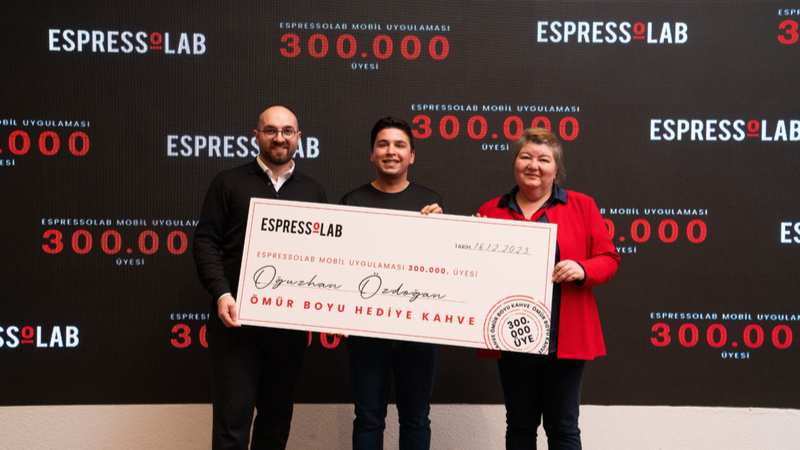 Espressolab’in düzenlediği Ömür Boyu Hediye Kampanyası’nın kazananı belli oldu Espressolab