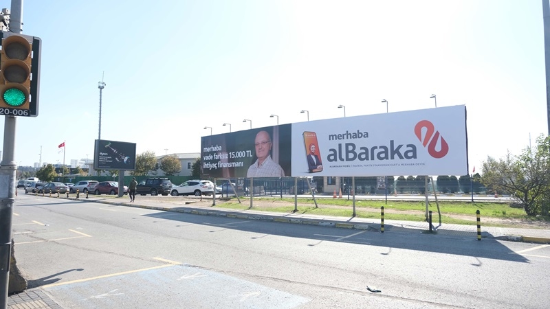 Albaraka yeni reklam kampanyasıyla “Merhaba” diyor! Albaraka yeni reklam kampanyasıyla “Merhaba” diyor!