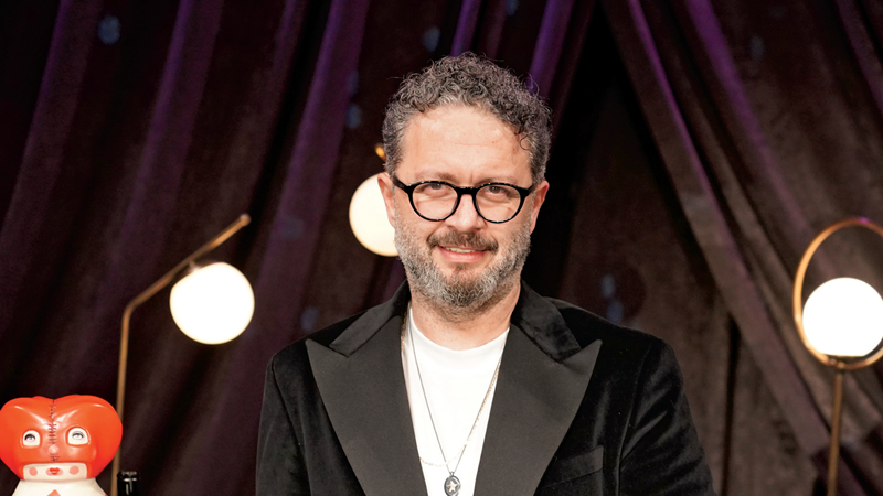 İbrahim Selim ile “bir ihtiyaç ve tedavi olarak mizah…” İbrahim Selim ile “bir ihtiyaç ve tedavi olarak mizah…”