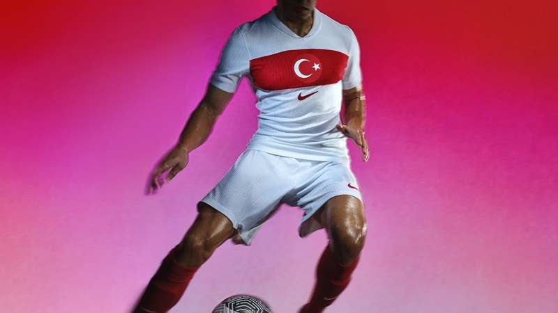 "Bizim Çocuklar" 1923 ruhuyla sahaya çıkıyor! "Bizim Çocuklar" 1923 ruhuyla sahaya çıkıyor!
