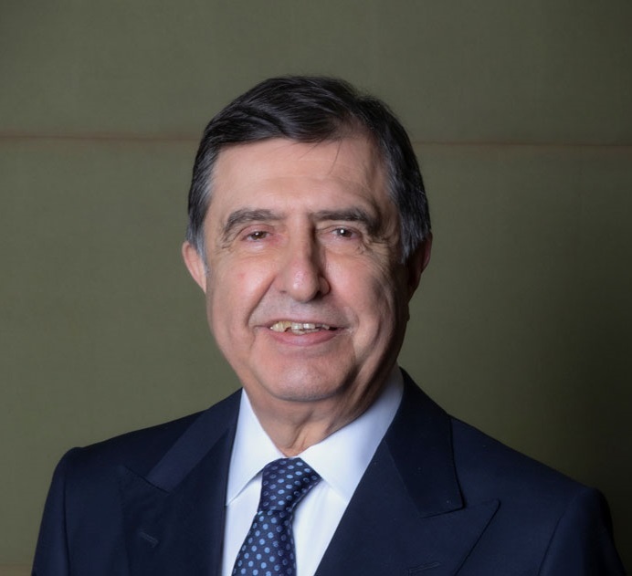 Ahmet Pura yazdı: "Bugün sadece kutlama değil, birlikte daha eşit bir dünya için taahhütte bulunma günüdür!"