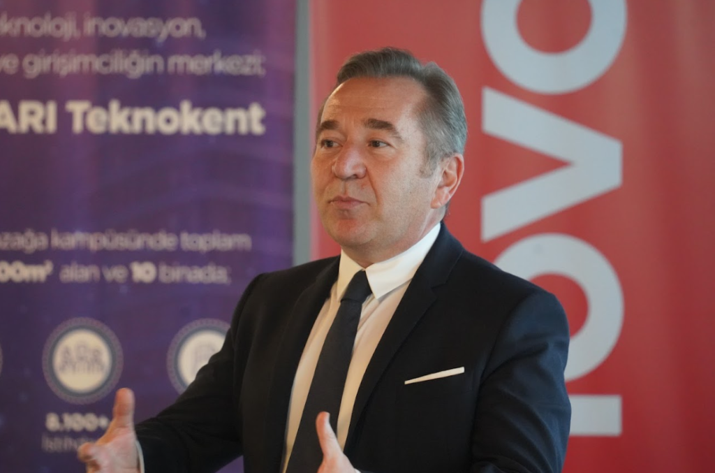 Pazarlama sektörünün ilk AI eğitimi “Marketing Türkiye C-Suite AI Akademi” yoğun bir katılımla gerçekleşti… Pazarlama sektörünün ilk AI eğitimi “Marketing Türkiye C-Suite AI Akademi” yoğun bir katılımla gerçekleşti…