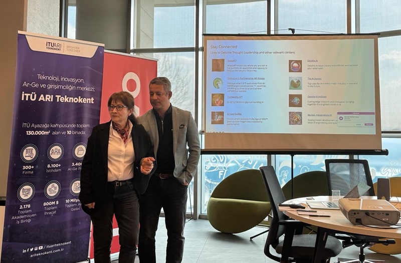 Marketing Türkiye C-Suite AI Akademi ile pazarlama sektörüne özel tasarlanan ilk AI eğitimi başladı... Marketing Türkiye C-Suite AI Akademi ile pazarlama sektörüne özel tasarlanan ilk AI eğitimi başladı...