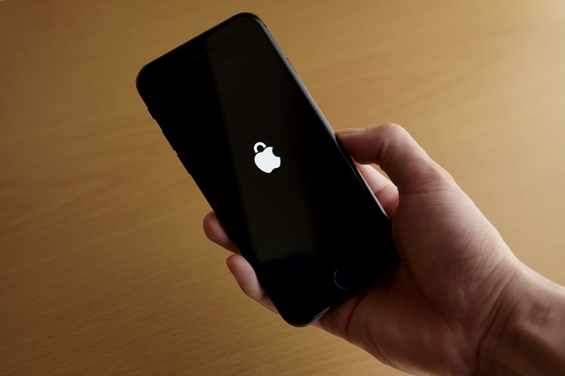 Apple eski iPhone modelleri için desteğini bitiriyor: iCloud verileri silinecek | Son 24 saatin gündemi Apple eski iPhone modelleri için desteğini bitiriyor: iCloud verileri silinecek | Son 24 saatin gündemi