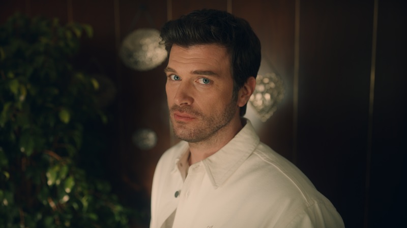 Kıvanç Tatlıtuğ’un bir tavsiyesi var!