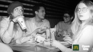 McDonald's Z kuşağını doğal ortamında yakaladı