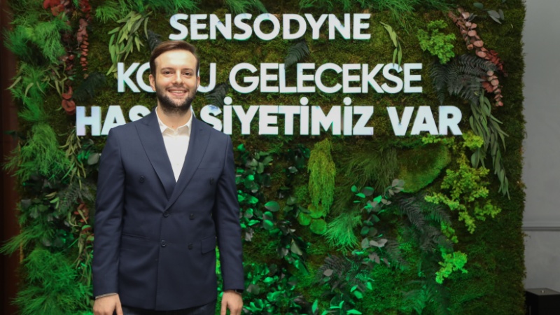 Sensodyne Promine ile “Minik Gülüşler Koruma Altında” Sensodyne Promine Samet Türkkan