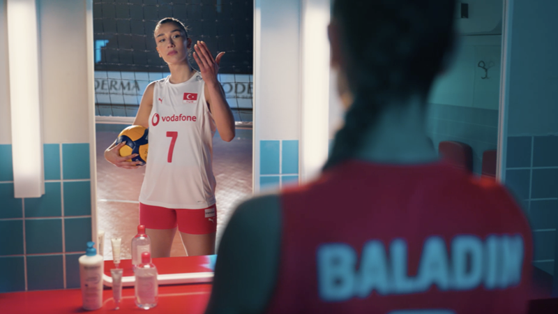 Zirveye ulaşınca geriye en zorlu rakibiniz kalır; KENDİNİZ! Zirveye ulaşınca geriye en zorlu rakibiniz kalır; KENDİNİZ!