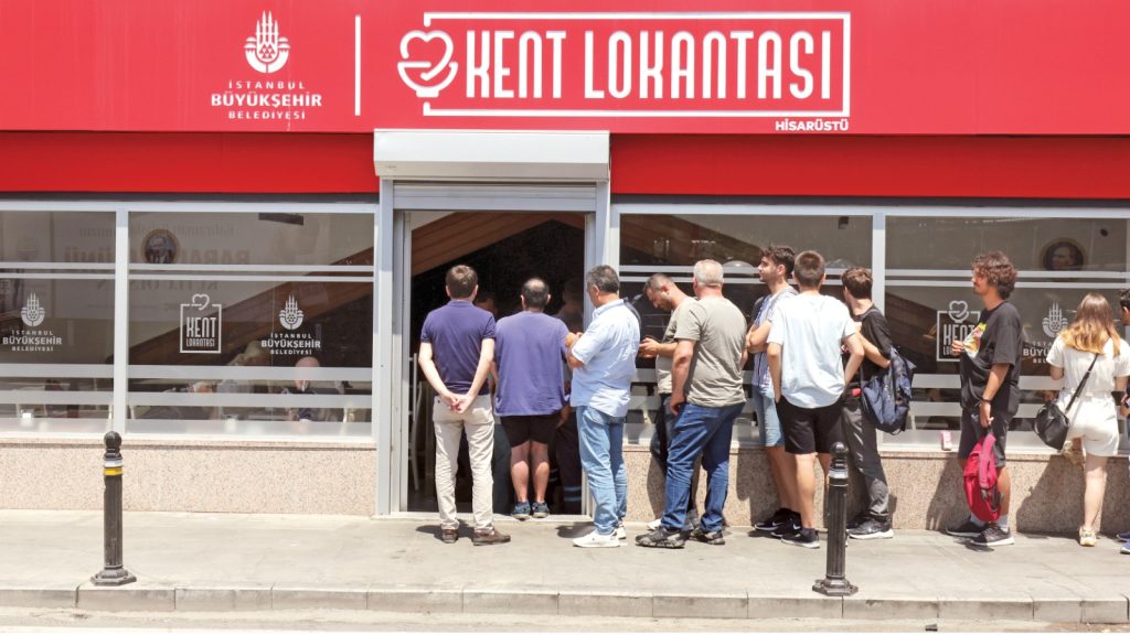 Bir lokanta ile seçim kazanılır mı? Yanıt Marketing Türkiye Haziran sayısında! Bir lokanta ile seçim kazanılır mı? Yanıt Marketing Türkiye Haziran sayısında!