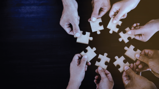 Toplum holdinglerden ne bekliyor?