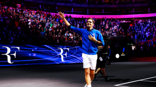 Federer çocukluğuna karşı!