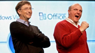 Microsoft'un eski CEO'su Ballmer, servetiyle Bill Gates'i geride bıraktı!