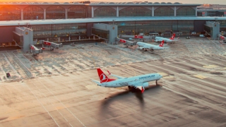 Dünya çapında Microsoft kaynaklı kesinti: Uçuşlarda, bankacılıkta, TV yayınlarında büyük aksamalar yaşanıyor