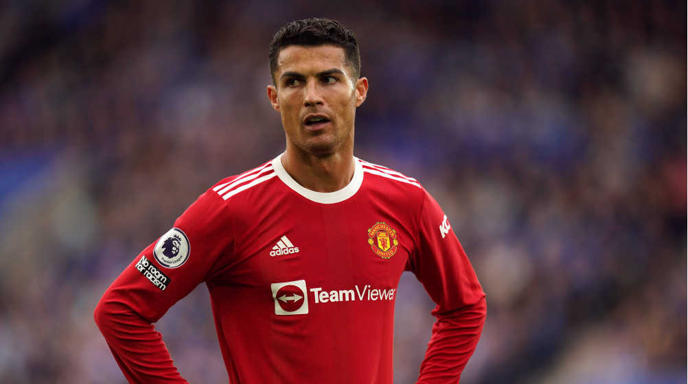 Ronaldo'nun YouTube kanalı 1 gün geçmeden 16 milyon aboneye ulaştı | Son 24 saatin gündemi Ronaldo'nun YouTube kanalı 1 gün geçmeden 16 milyon aboneye ulaştı | Son 24 saatin gündemi