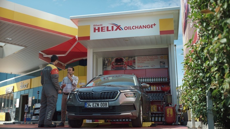 “Burada yağ da mı değişiyormuş” diyen insanların Shell’i… “Burada yağ da mı değişiyormuş” diyen insanların Shell’i…
