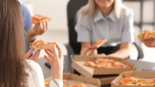 Çalışanlar 2024'te en çok nerede, ne yedi?