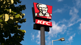 KFC ve Pizza Hut Türkiye pazarından çekiliyor iddialarına yanıt geldi