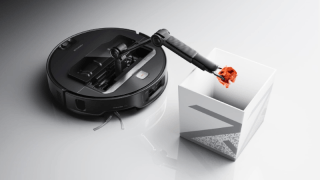 Temizlikte yapay zeka dönemi: Roborock'tan robot kollu süpürge