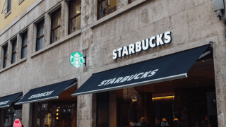 Starbucks'ta yeni dönem: Güvenlik için satın alma şartı geliyor