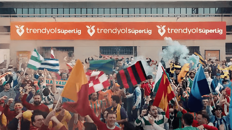 Trendyol'dan futbol tutkusunu taçlandıran reklam filmi Trendyol'dan futbol tutkusunu taçlandıran reklam filmi