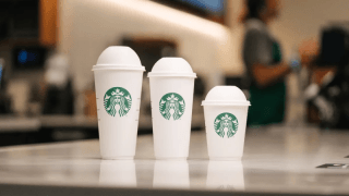 Starbucks'tan yeşil dönüşüm için yeni kompostlanabilir bardak
