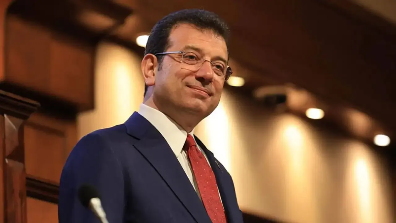 İmamoğlu'na gözaltı kararı sonrası sosyal medyaya erişim sorunu yaşanıyor İmamoğlu'na gözaltı kararı sonrası sosyal medyaya erişim sorunu yaşanıyor