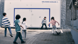 OMO ile açıkhava reklam duvarları oyuna açılıyor