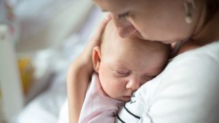 "Normal Doğum" tartışmalarının gölgesinde: Doğum, bilgiyle değil korkuyla mı şekilleniyor?