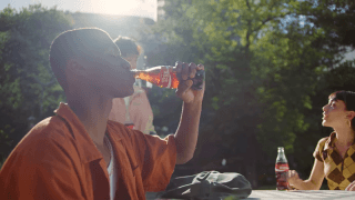 Coca-Cola'nın "isme özel kutuları" geri dönüyor!