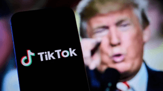 Trump, TikTok için verilen süreyi uzattı