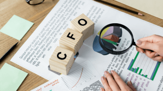 CFO'lar yapay zekaya CEO'lardan daha çok güveniyor...