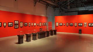 "Karanlıkta Akan Bir Yıldız: Mustafa Kemal Atatürk" sergisi İstanbul’da açıldı