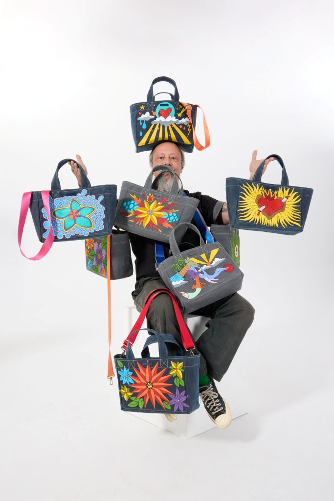 Tote Bag'ler sanat eserine dönüştü... Tote Bag'ler sanat eserine dönüştü...