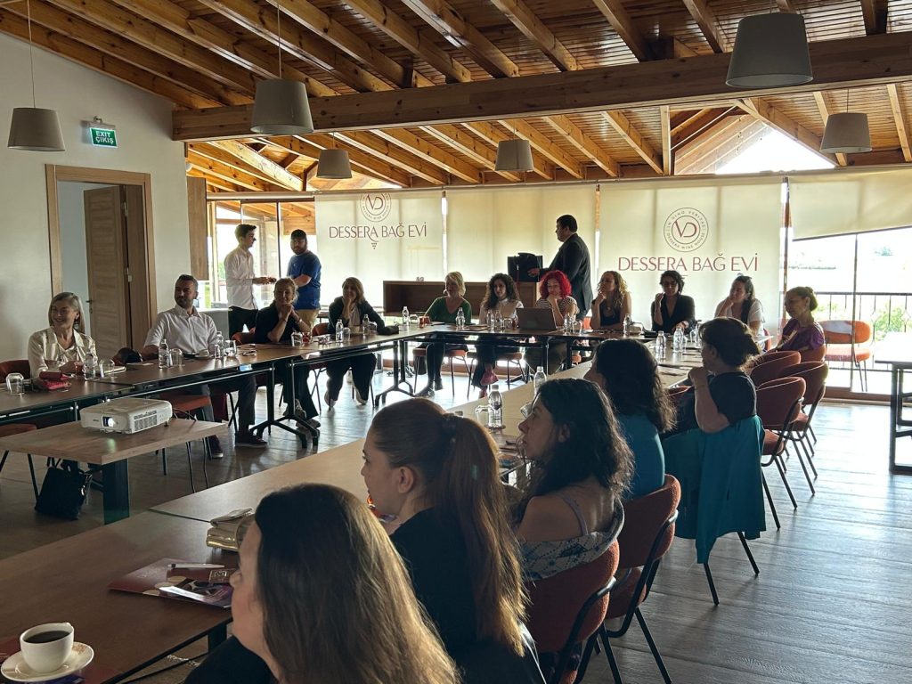 Marketing Türkiye C Level Club araştırmaların değişen işlevini Trakya Baharı’nda konuştu… Marketing Türkiye C Level Club araştırmaların değişen işlevini Trakya Baharı’nda konuştu…