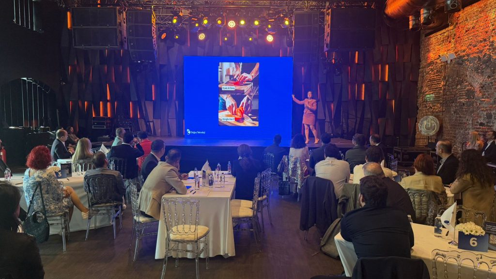 C Level Club üyeleri, Doğuş Teknoloji ile yapay zekanın dönüştürücü gücünü masaya yatırdı C Level Club üyeleri, Doğuş Teknoloji ile yapay zekanın dönüştürücü gücünü masaya yatırdı