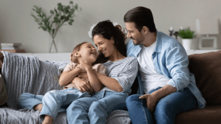 18 ülkede görüşler ortak: "30'una kadar evlen, ev al, çocuk sahibi ol!"