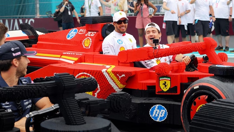 LEGO yaratıcılıkta vites yükseltti: F1 pilotları LEGO araçlarla yarıştı... LEGO yaratıcılıkta vites yükseltti: F1 pilotları LEGO araçlarla yarıştı...