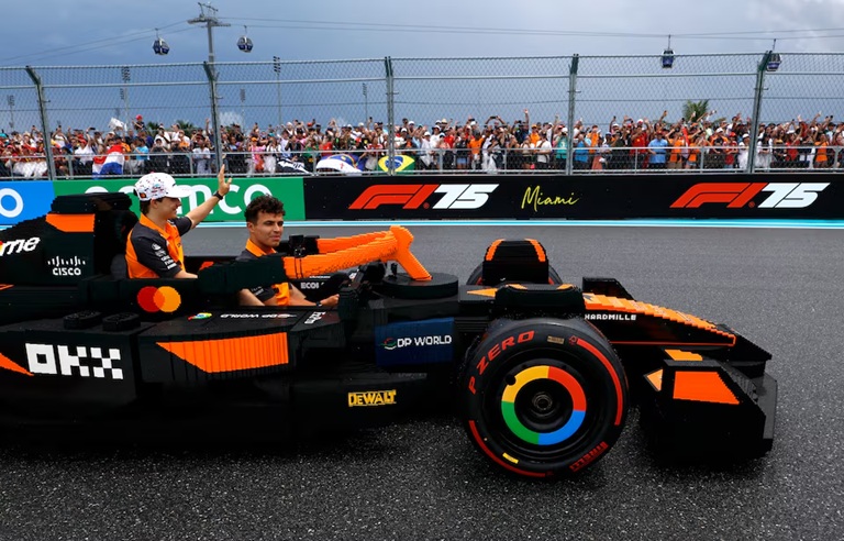 LEGO yaratıcılıkta vites yükseltti: F1 pilotları LEGO araçlarla yarıştı... LEGO yaratıcılıkta vites yükseltti: F1 pilotları LEGO araçlarla yarıştı...