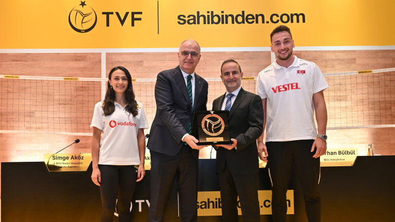 Türkiye Voleybol Milli Takımlar'ın ana sponsoru sahibinden.com oldu Türkiye Voleybol Milli Takımlar'ın ana sponsoru sahibinden.com oldu