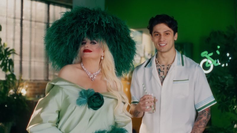 Dimes'ten Çakal ve Banu Alkan ile ters köşe!